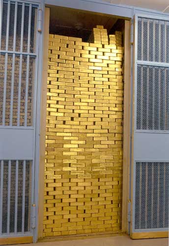 Bei der Federal Reserve Bank in New York stapelt sich das Gold raumhoch.